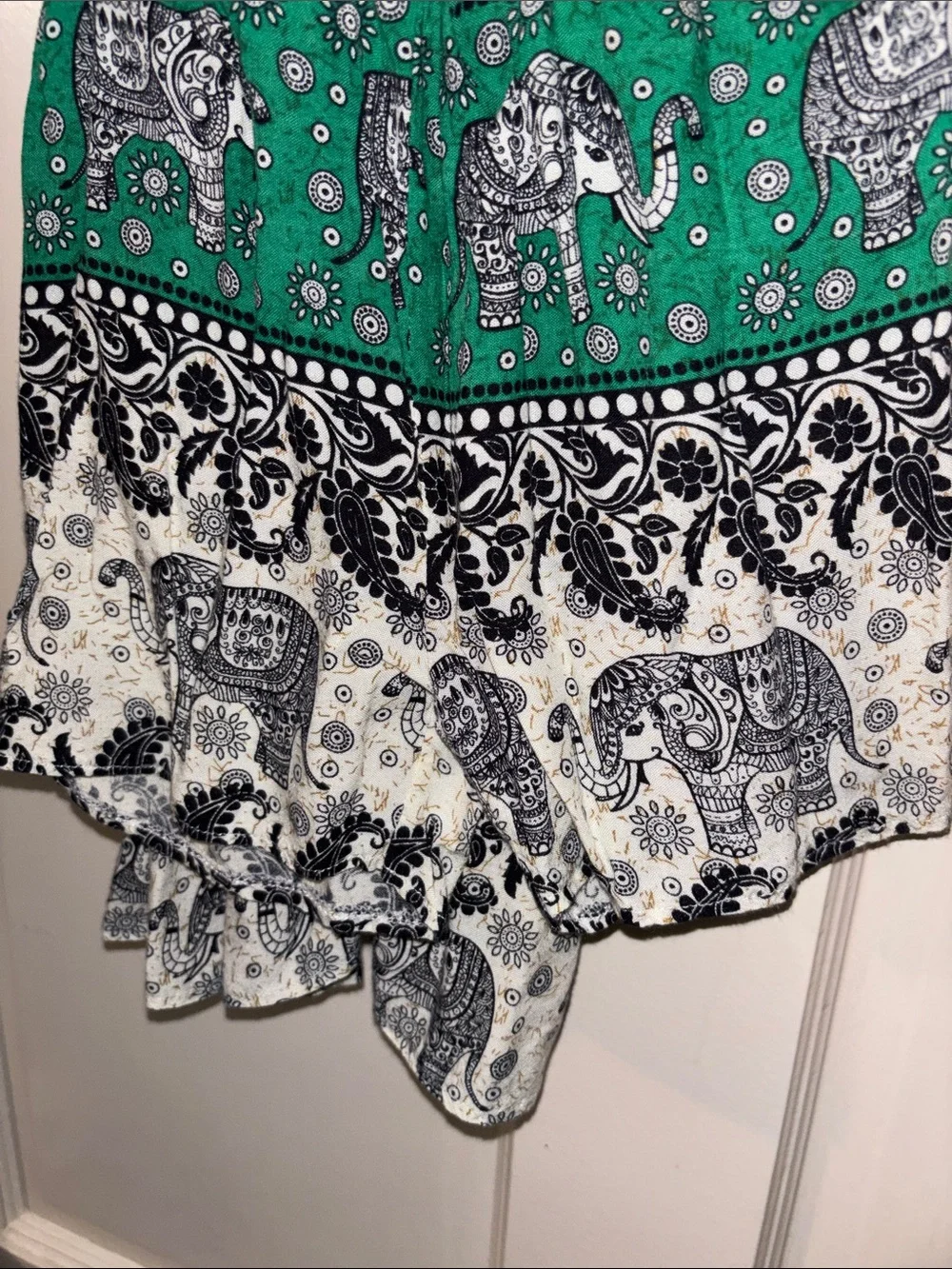 Thailand top and bottom Elephant Print Flounce Tank Top - Green / Black / White